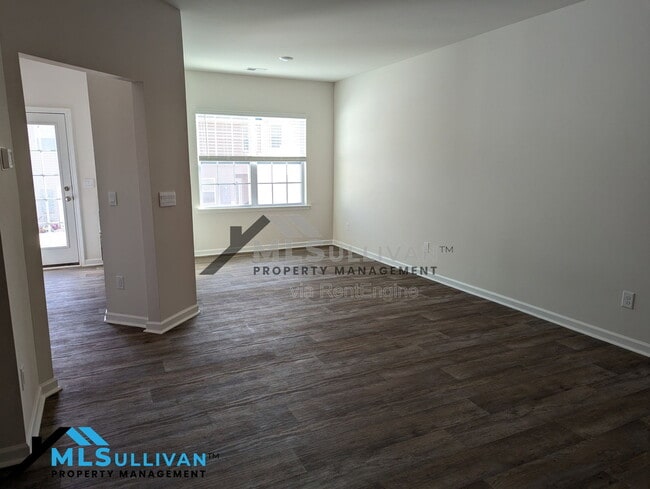 Photo - 2821 Egert Dr