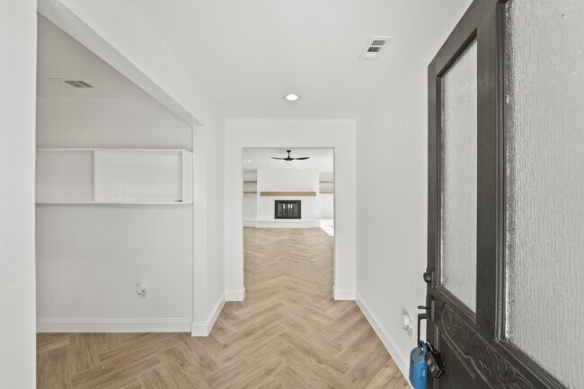 Photo - 10722 Lynbrook Dr