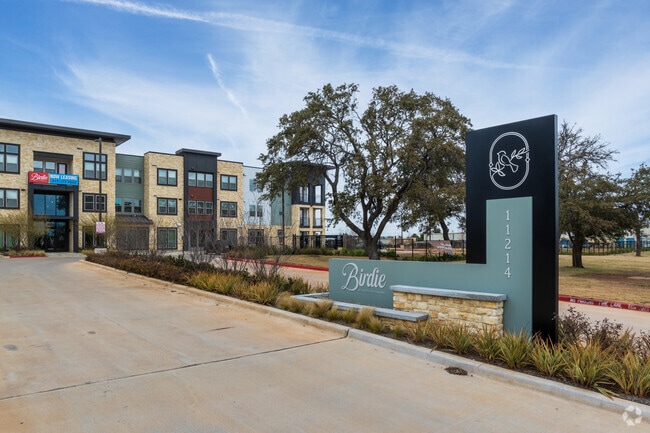Photo - Birdie on Woodland Greens