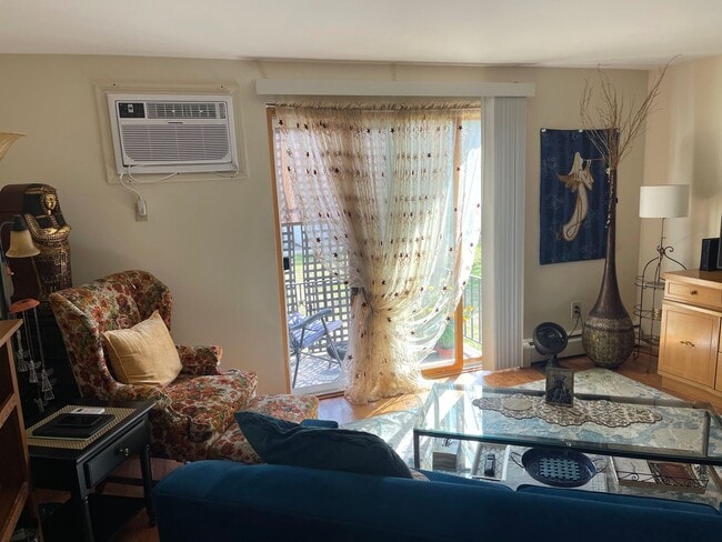 Photo - Lancer Court Apartments