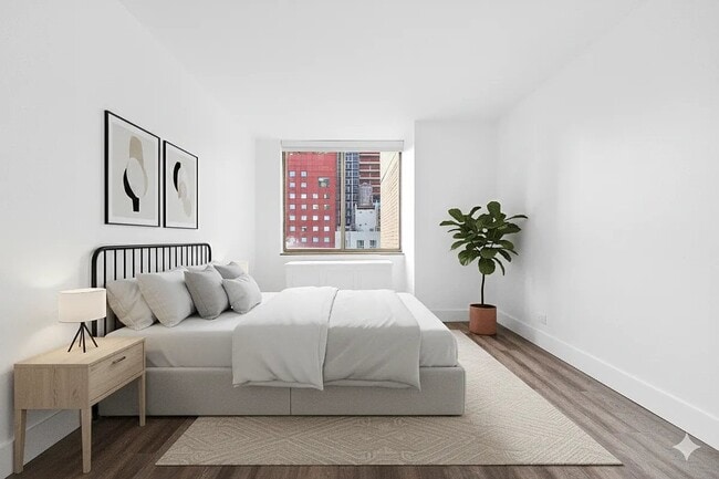 Photo - 245 E 44th St Unidad 4G