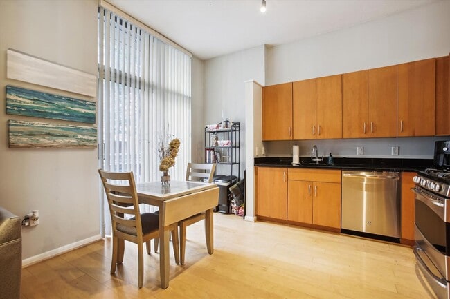 Photo - Incredible 1BR/1BA Condo INCLUDES Garage Parking in Vibrant Mount Vernon Triangle!