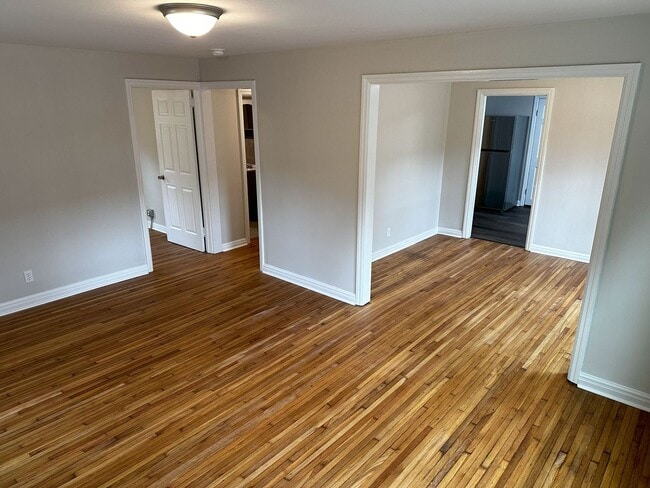 Photo - 2 Bedroom Home with Spacious Backyard and Modern Upgrades