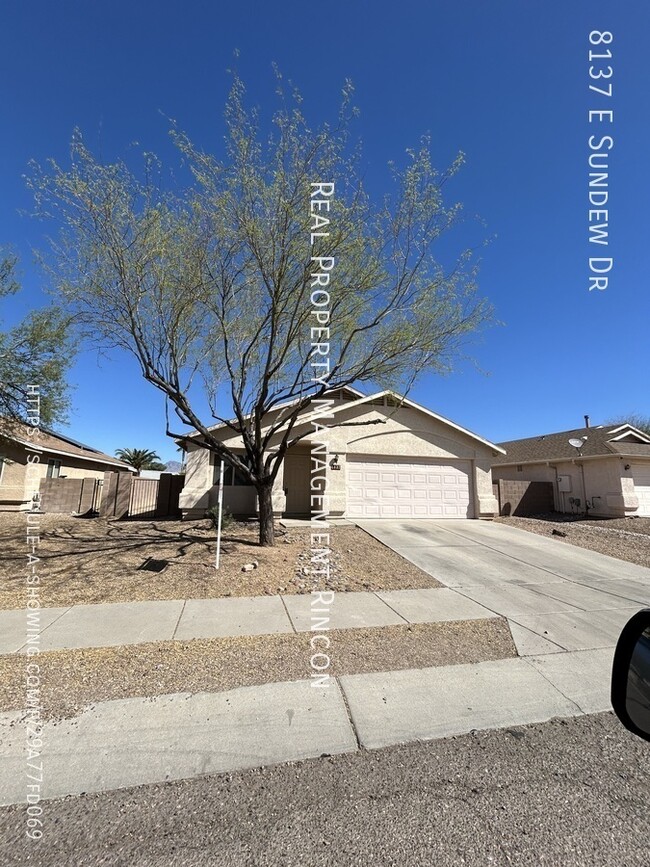 Building Photo - 8137 E Sundew Dr Rental