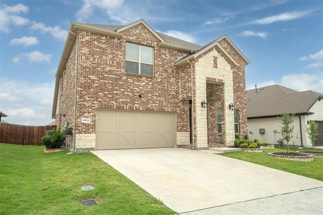 Photo - 2013 Windsor Dr