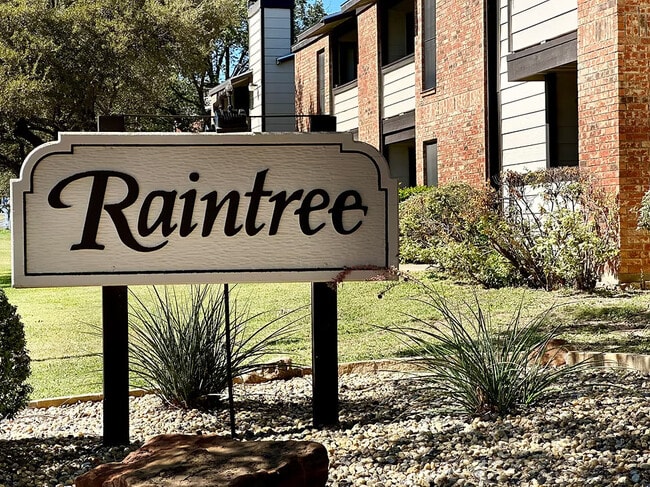 Photo - Raintree Apartments