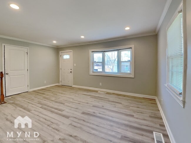 Photo - 1013 Da Vinci St