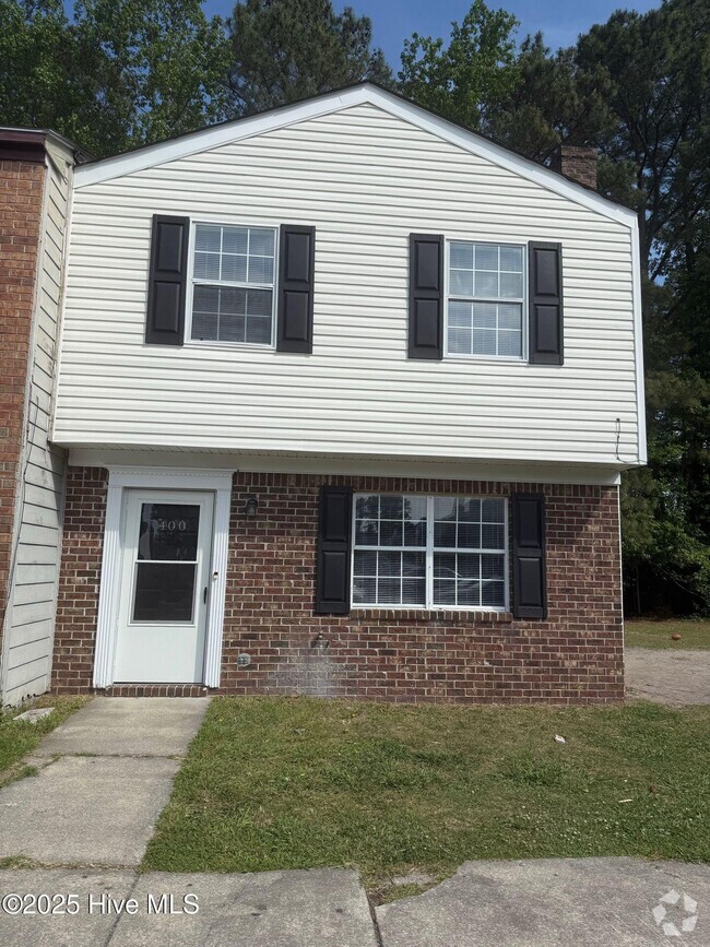Building Photo - 400 Myrtlewood Cir Rental