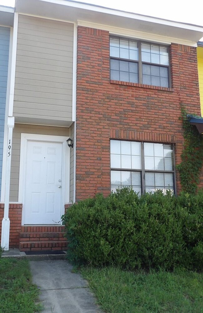 Building Photo - Lakeview Drive, Daleville, AL Rental