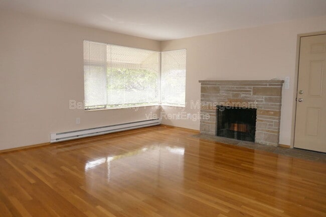 Photo - 2430 NW 59th St