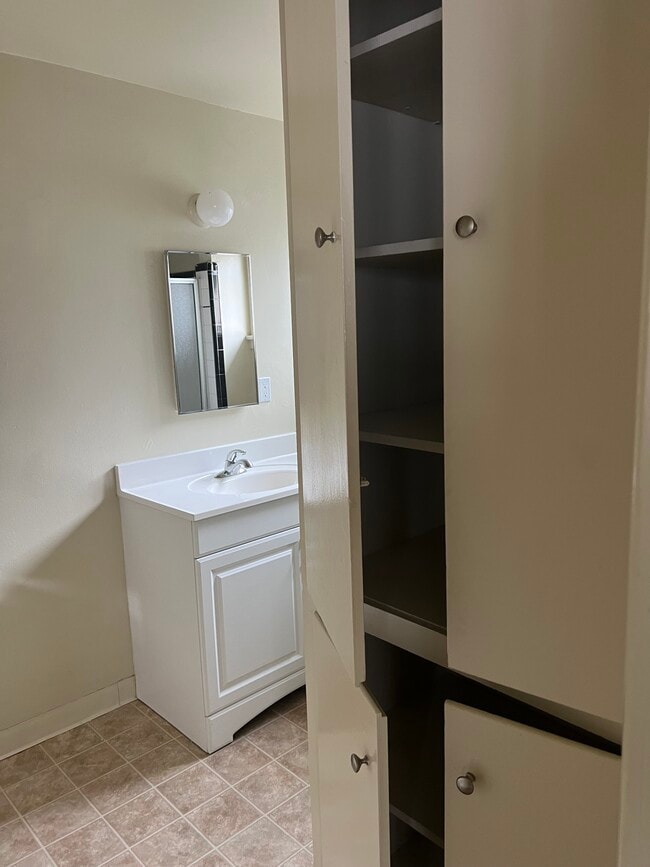 Photo - 11933 W Magnolia Blvd