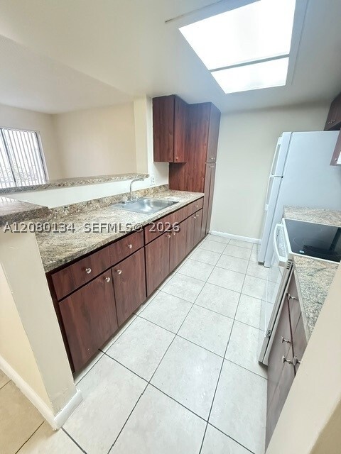 Photo - 8335 Coral Lake Dr Unit 8335
