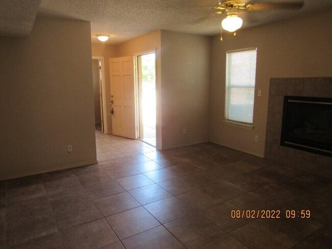 Photo - 1600 Hartsdale Dr