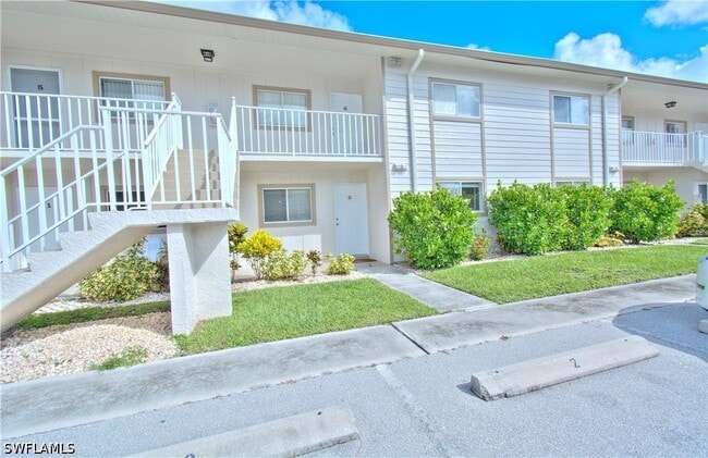 Building Photo - 2385 Naples Trace Cir Unit 2