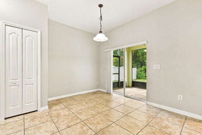 416 Marathon Ln