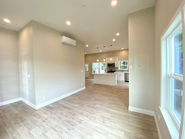 Photo - Randolph Street, 1220-1228 Unit 1228 Randolph