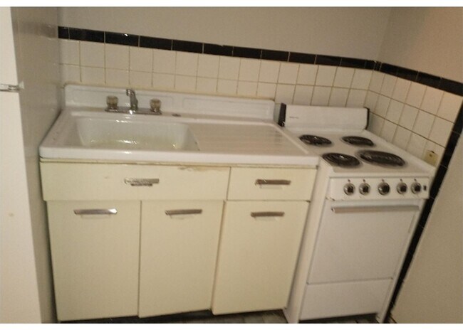 Photo - 362 Probasco St Unit 362-K