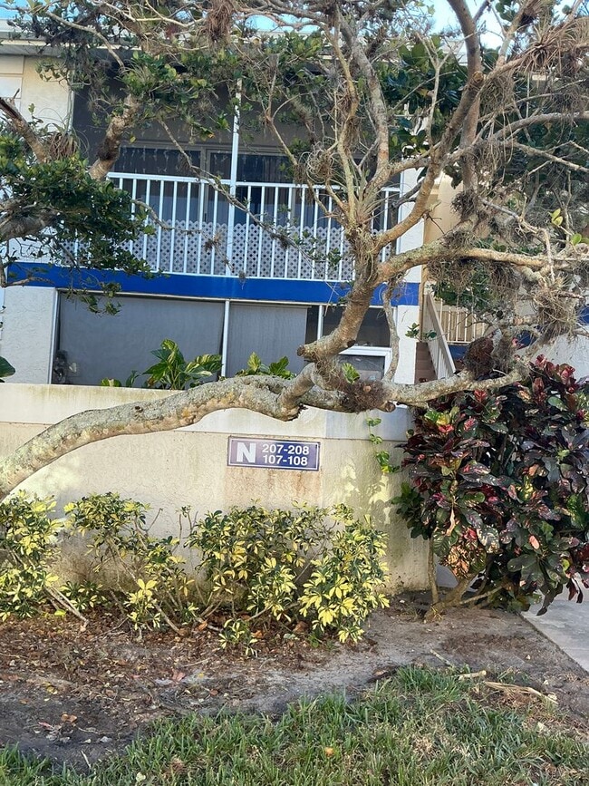 Building Photo - Midport 1 2nd floor Condo unit 1 bedroom 1 bath