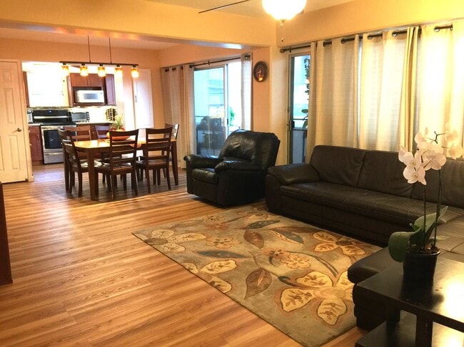 Building Photo - 320 Ainakea Way Unit 612