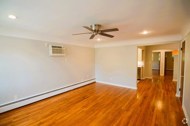 Building Photo - 5850 Robison Rd Unit 3 Rental