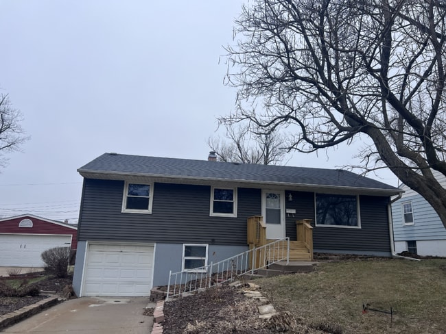 Building Photo - 926 Cimarron Dr