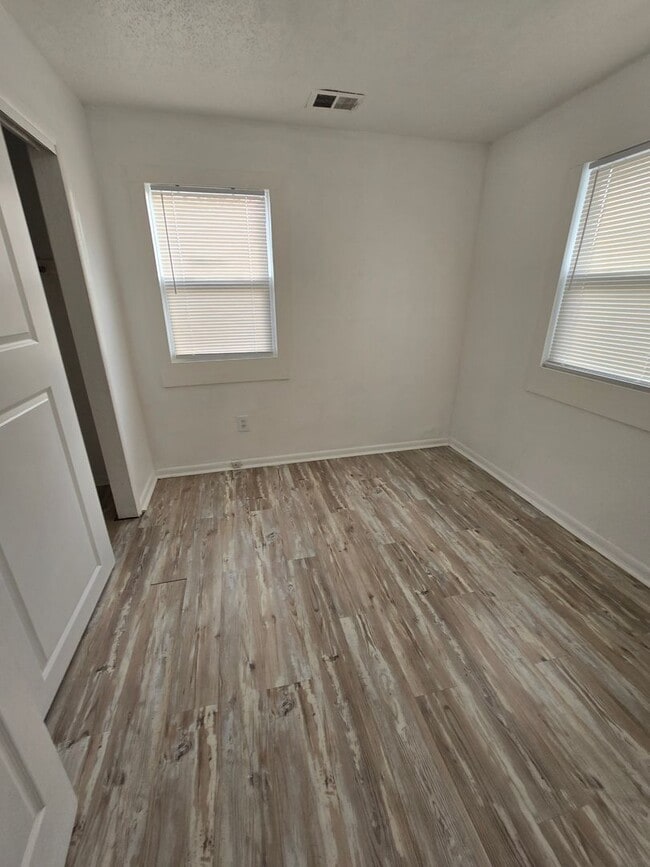 Photo - Two Bedroom Home Located on the Westside near 30th and MLK Street