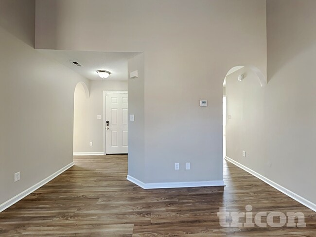 Photo - 6008 Bradford Ct