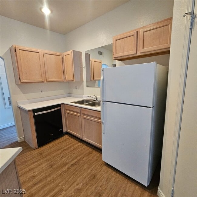 Building Photo - 9000 S Las Vegas Blvd Unit 1109