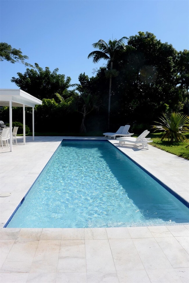 Photo - 9007 NE 10th Ave