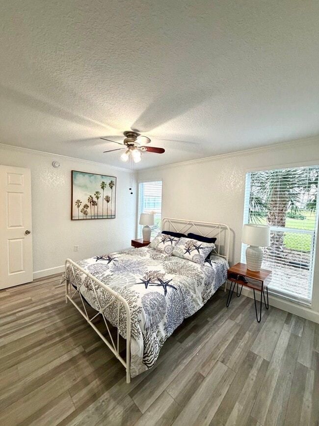 1859 Shore Dr S Unit 108