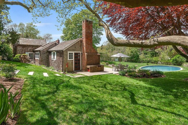 Photo - 436 Mecox Road