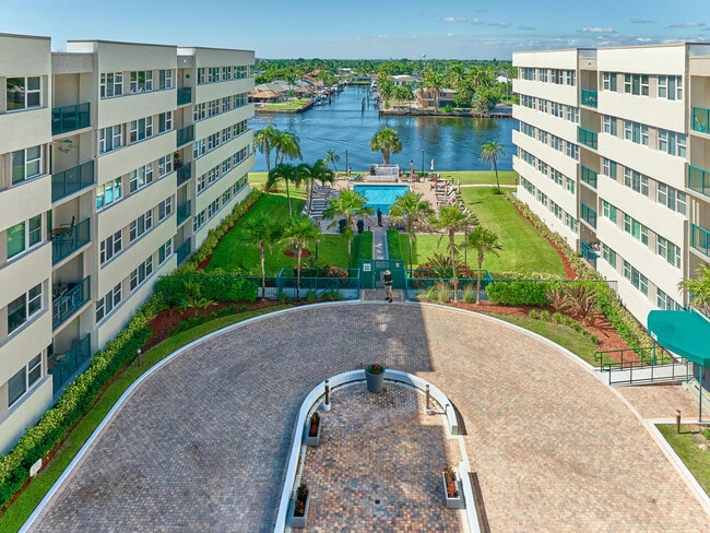 Photo - 1238 Hillsboro Mile Unit 511