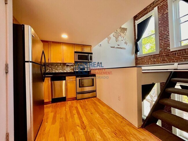 Photo - 2193 Arapahoe St Unit 8