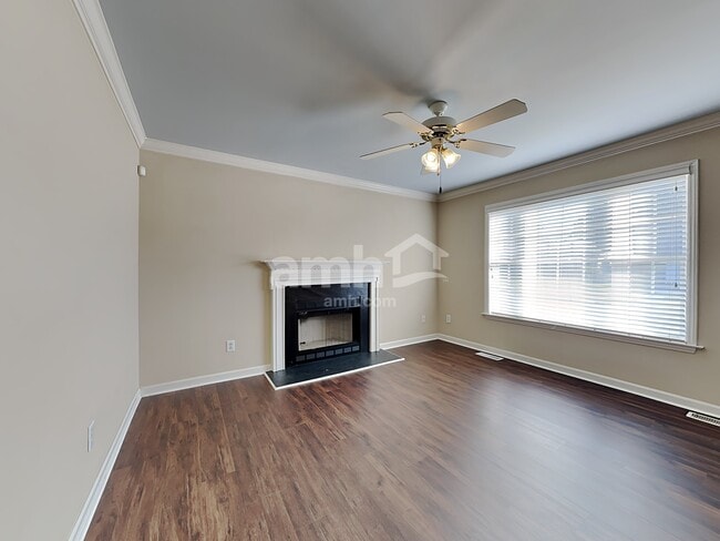 Photo - 3804 Hunt Chase Dr