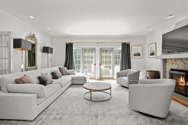 Photo - 4 Mountain Laurel Dr