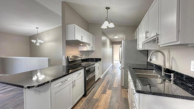 Photo - 7311 98th Ave