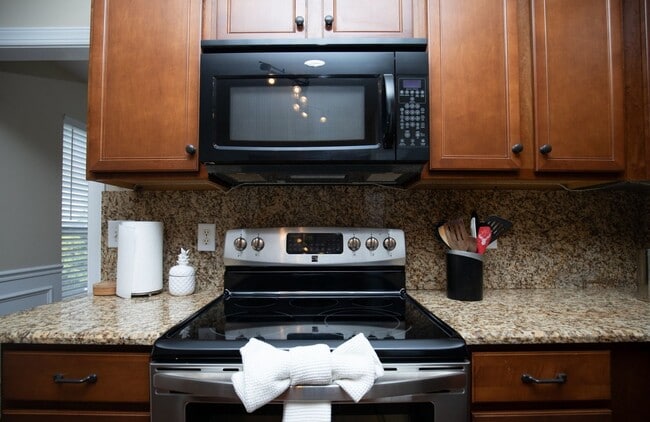 Photo - 7205 Riverfront Dr