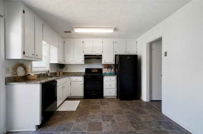 Photo - 3200 Duvall Pl NW