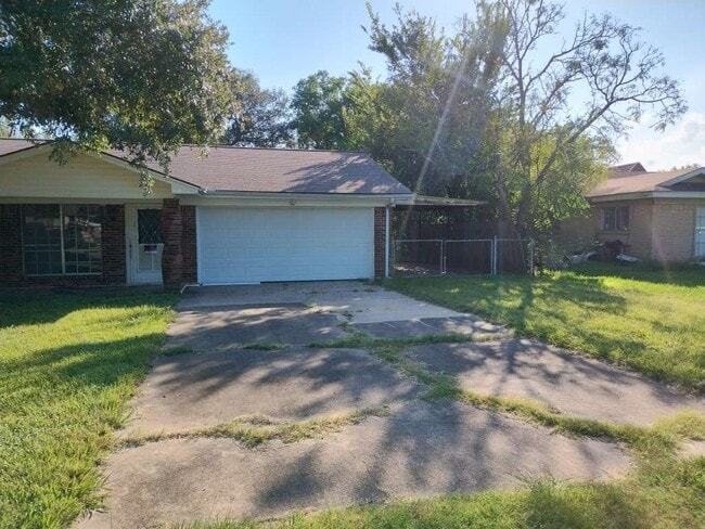 Photo - 105 Newcastle St