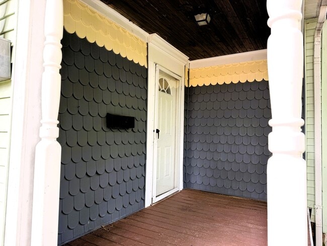 Photo - *** AVAILABLE NOW – Rare Downtown Corydon Rental! ***