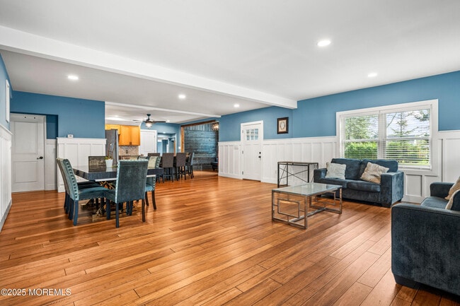 Photo - 27 Brookwillow Ave