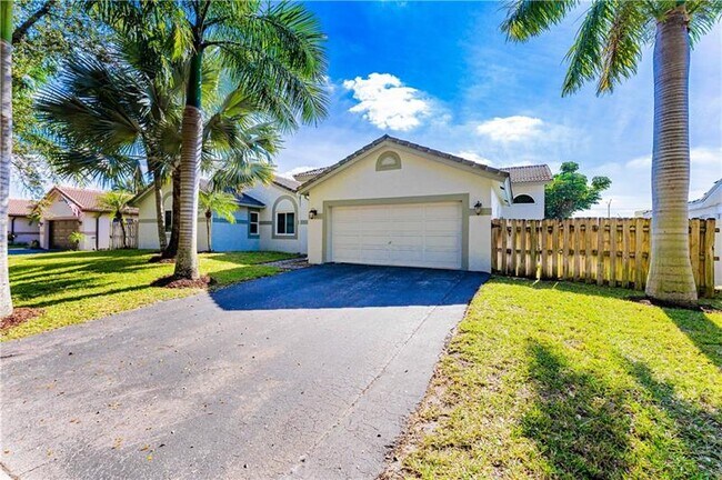 Photo - 7200 SW 20th St