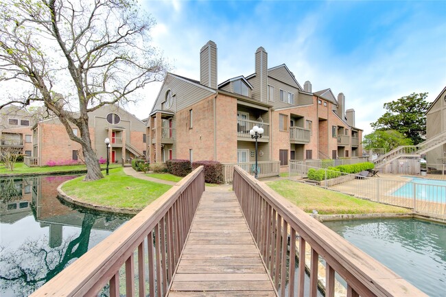 Building Photo - 2023 Gentryside Dr Unit 307 Rental