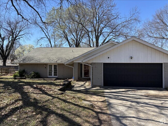 Building Photo - 8234 S Sandusky Ave Rental