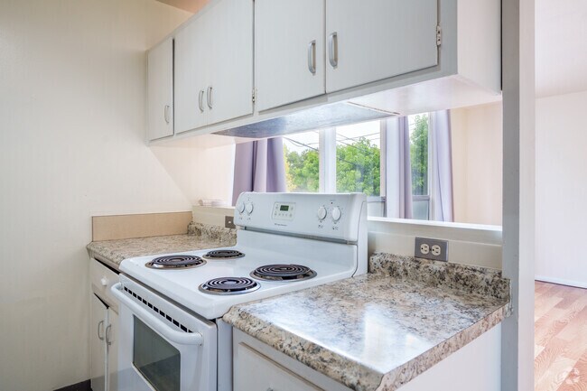 2BR, 1BA - 800SF - Kitchen - North Berkeley, Spacious 2 BR 1 BA