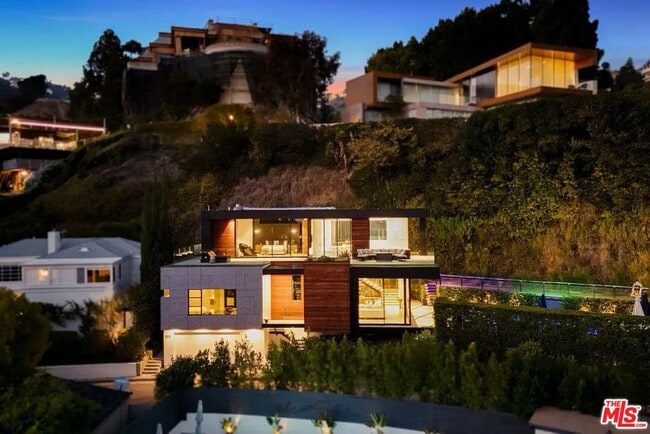 Photo - 1331 Belfast Dr