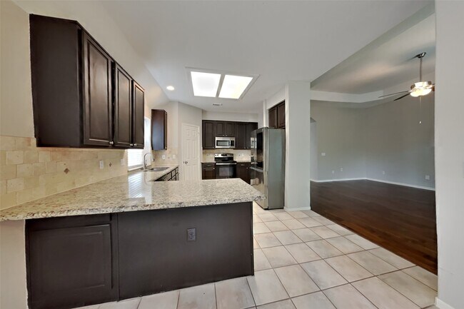 Photo - 18 Vista Mill Pl