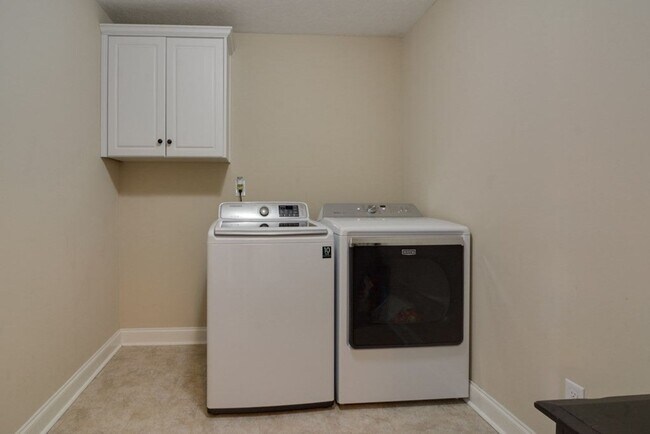 Photo - 306 Buxton Ln