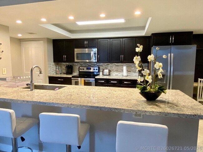 Photo - 2255 Lindell Blvd Unit Apt 502