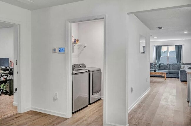 Photo - 3285 Chappelwood Dr